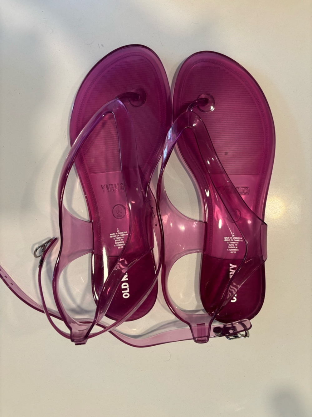 Old Navy Women's Magenta Jelly Thong Sandals with Ankle Strap